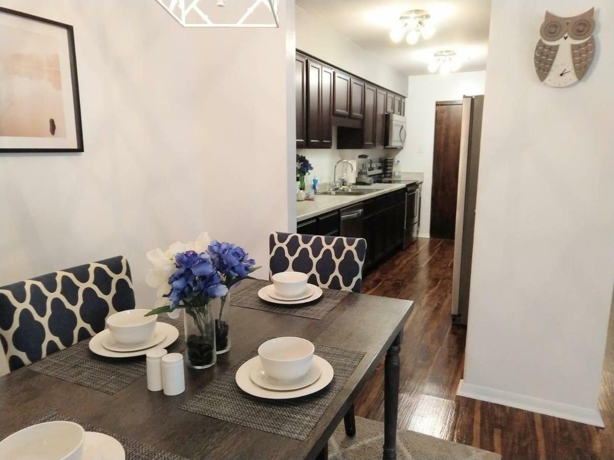 Charming Condo In Central Raleigh Exterior photo